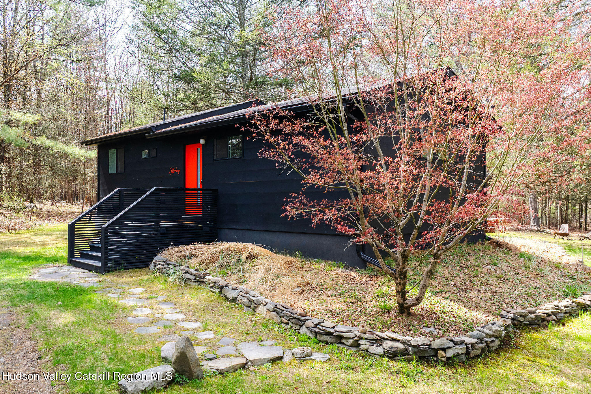 25 Upper Cherrytown Road Kerhonkson, NY 12446 - Photo 27 of 29 a view of outdoor space with wooden fence