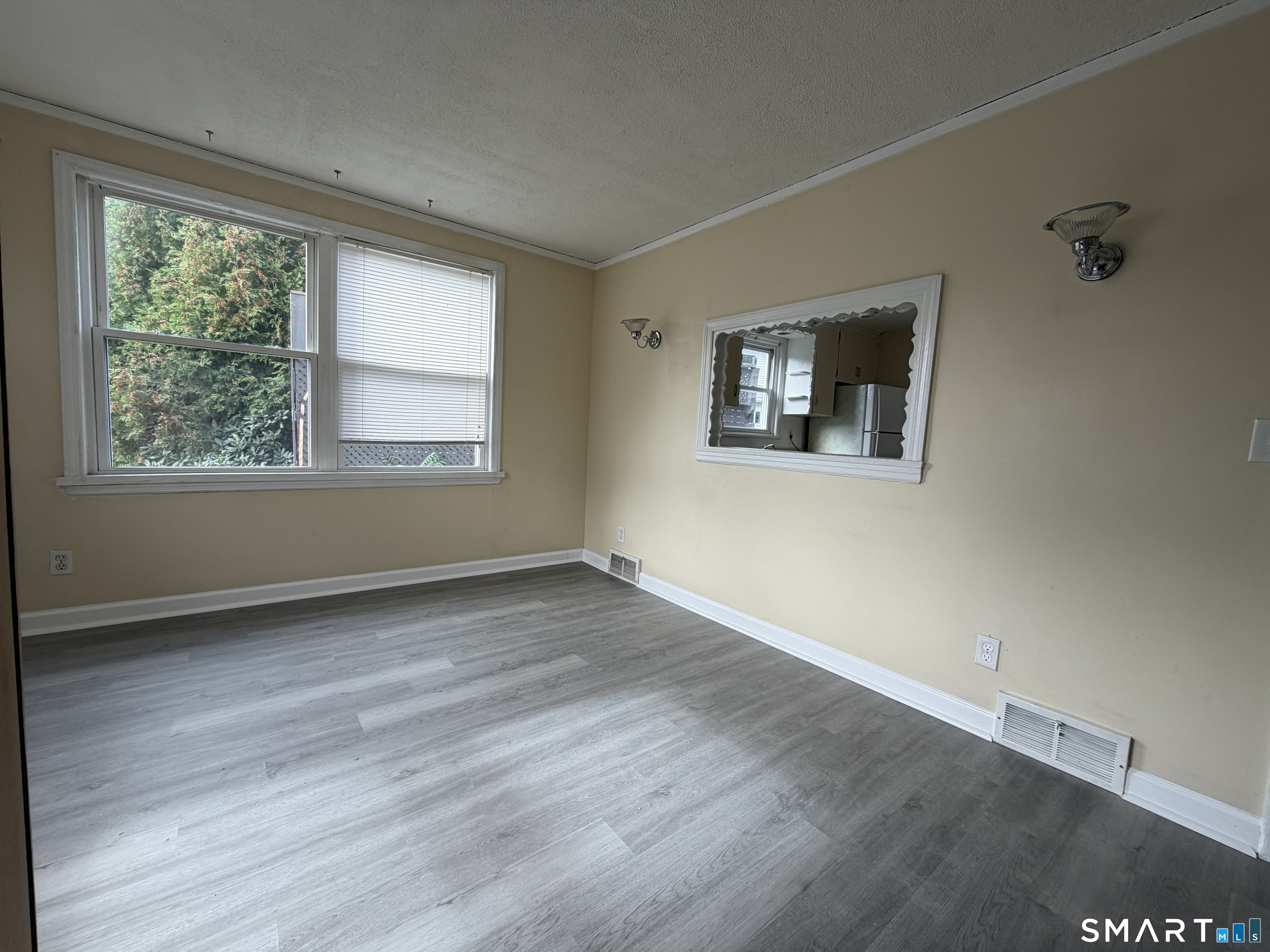 117 Woodtick Road Waterbury, CT 06705 - Photo 18 of 27 Gallery Image 18