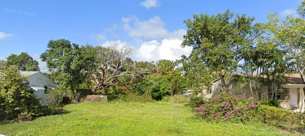 $349,000 | 2205 Coolidge Street, Hollywood, FL 33020