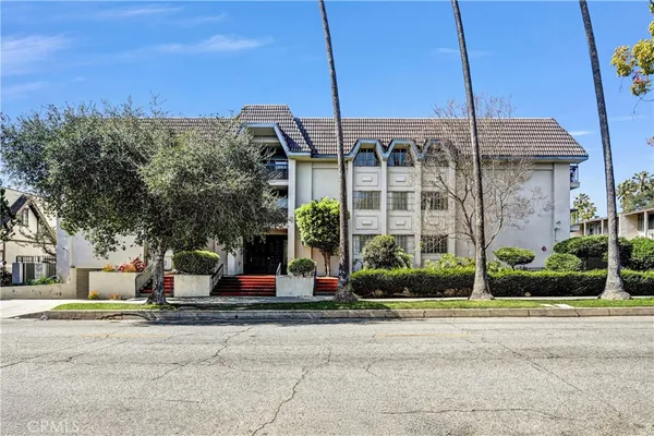 $588,800 | 497 South El Molino Avenue, Unit 106, Pasadena, CA 91101