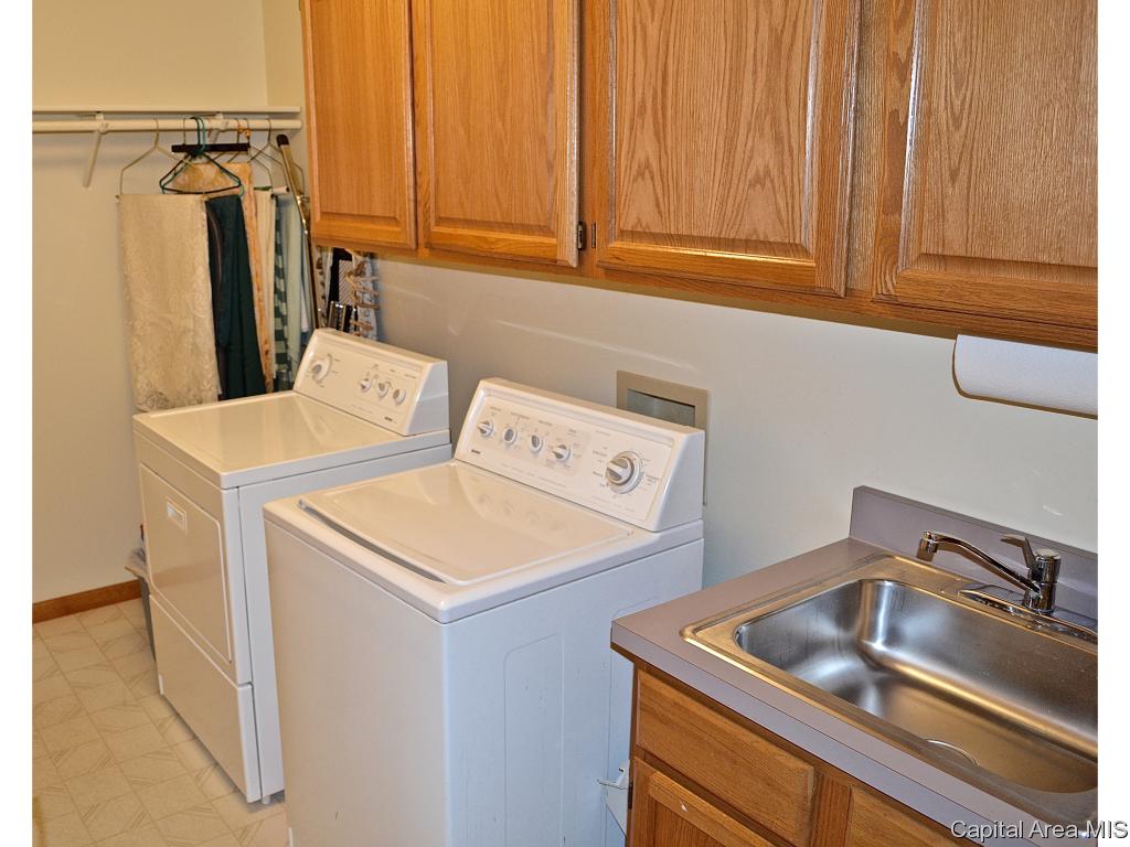 4023 Springer Lane Springfield, IL 62711 - Photo 13 of 32