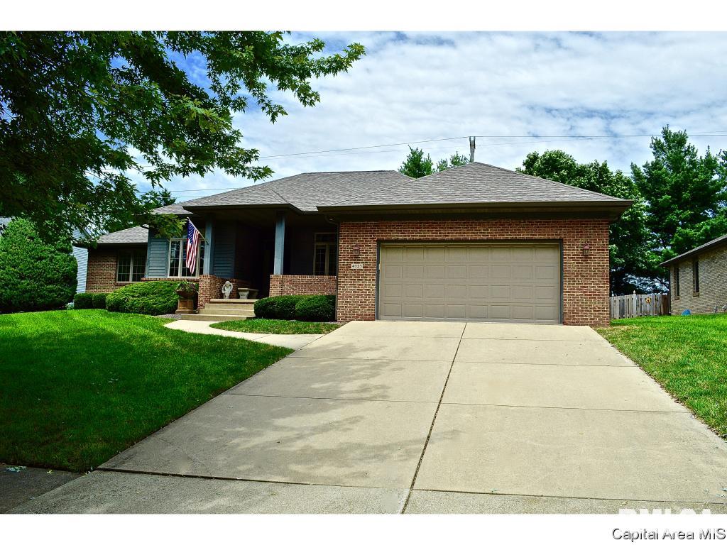 4023 Springer Lane Springfield, IL 62711 - Photo 2 of 32