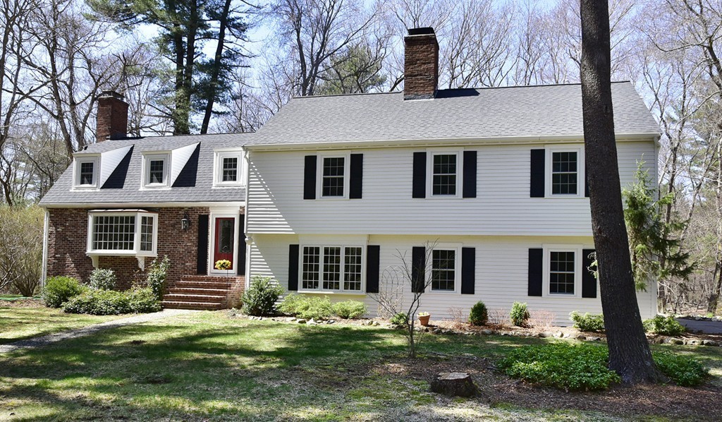 56 Surrey Lane Boxford, MA 01921 - Photo 1 of 27 Gallery Image 1
