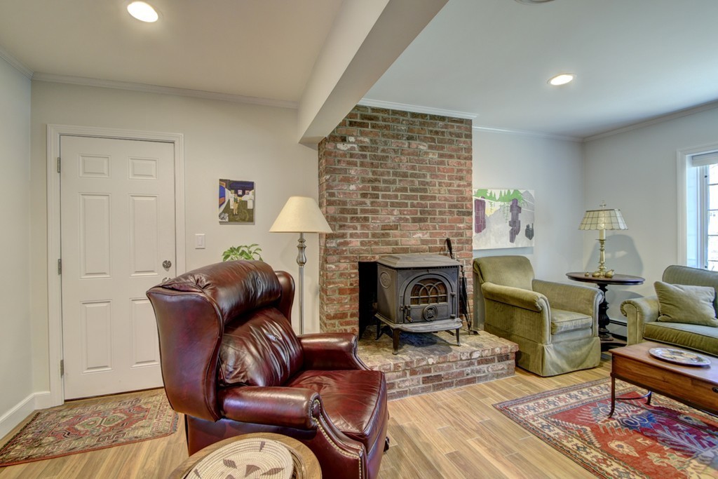 56 Surrey Lane Boxford, MA 01921 - Photo 15 of 27 Gallery Image 15