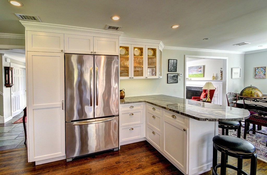 56 Surrey Lane Boxford, MA 01921 - Photo 5 of 27 Gallery Image 5
