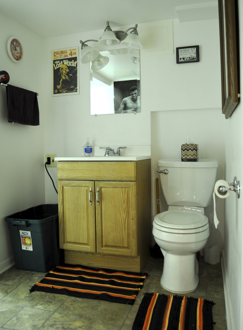 280 Fairbank Road Riverside, IL 60546 - Photo 25 of 33 a bathroom with a sink toilet and mirror