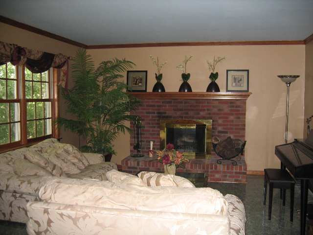 92 Pheasant Ridge Niskayuna, NY 12309 - Photo 5 of 7 Photo 5