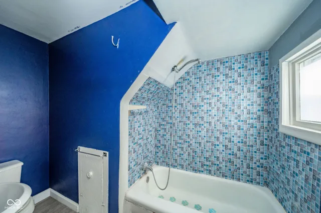 $75,000 | 706 East 32nd Street, Anderson, IN 46016