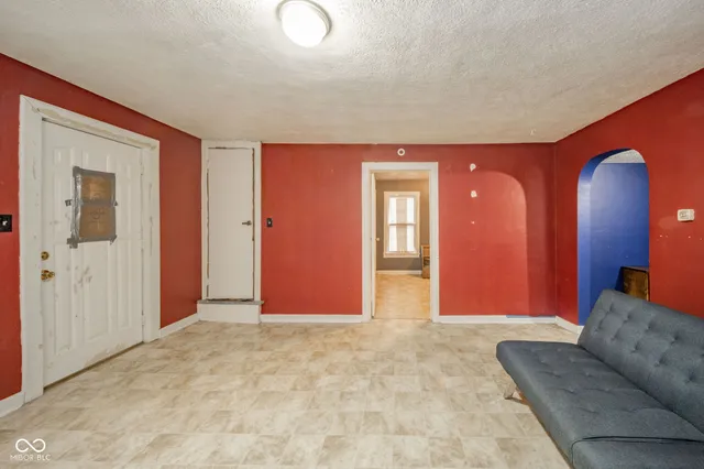 $75,000 | 706 East 32nd Street, Anderson, IN 46016