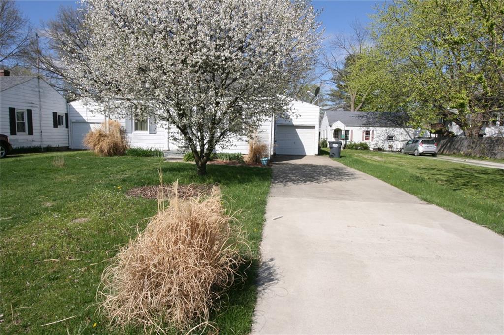 3915 Andover Road Anderson, IN 46013 - Photo 2 of 10 Gallery Image 2