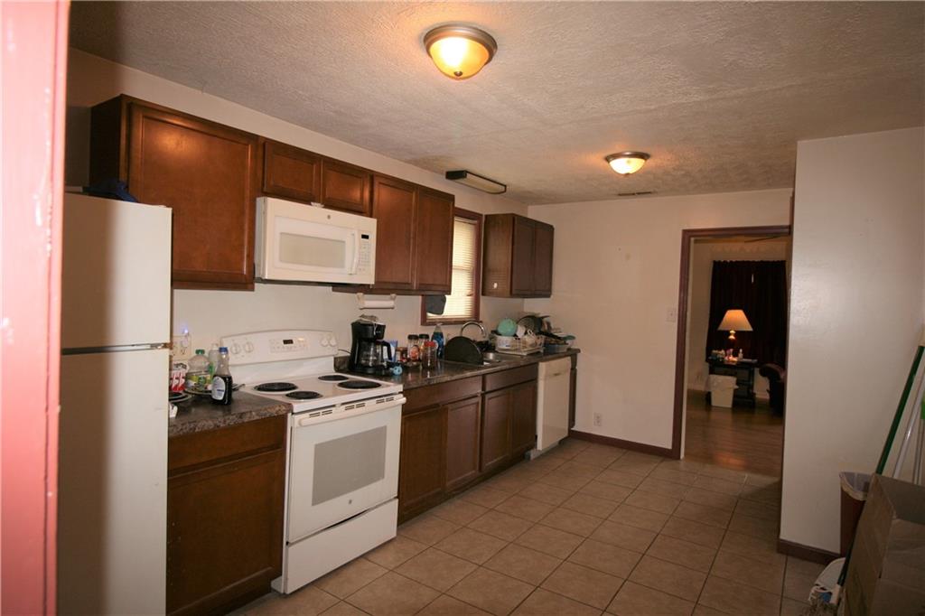 3915 Andover Road Anderson, IN 46013 - Photo 6 of 10 Gallery Image 6