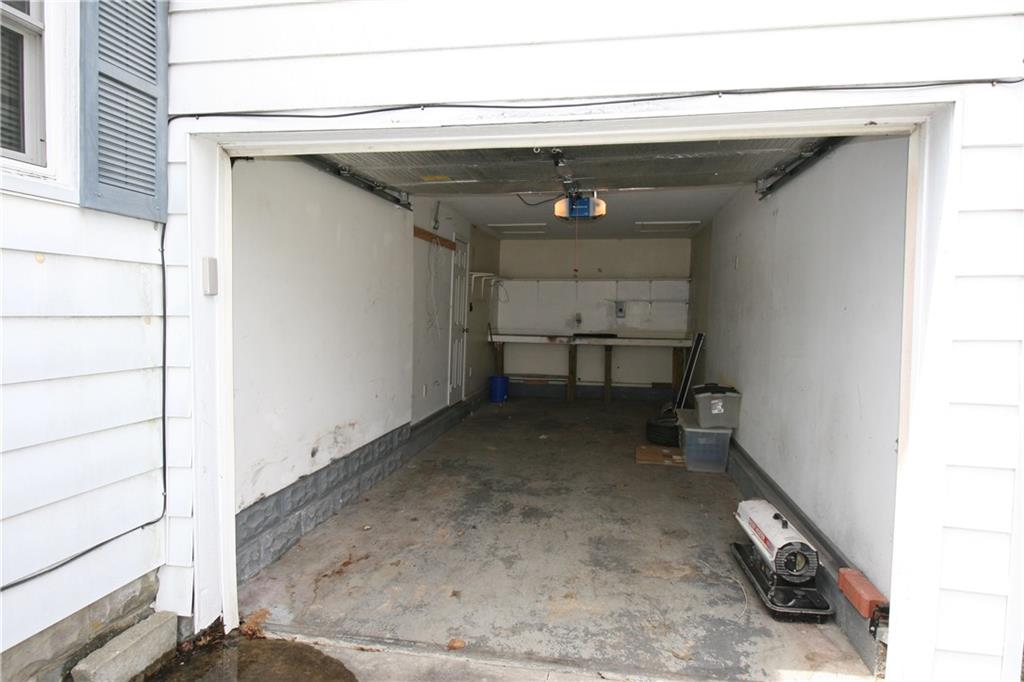 3915 Andover Road Anderson, IN 46013 - Photo 9 of 10 Gallery Image 9