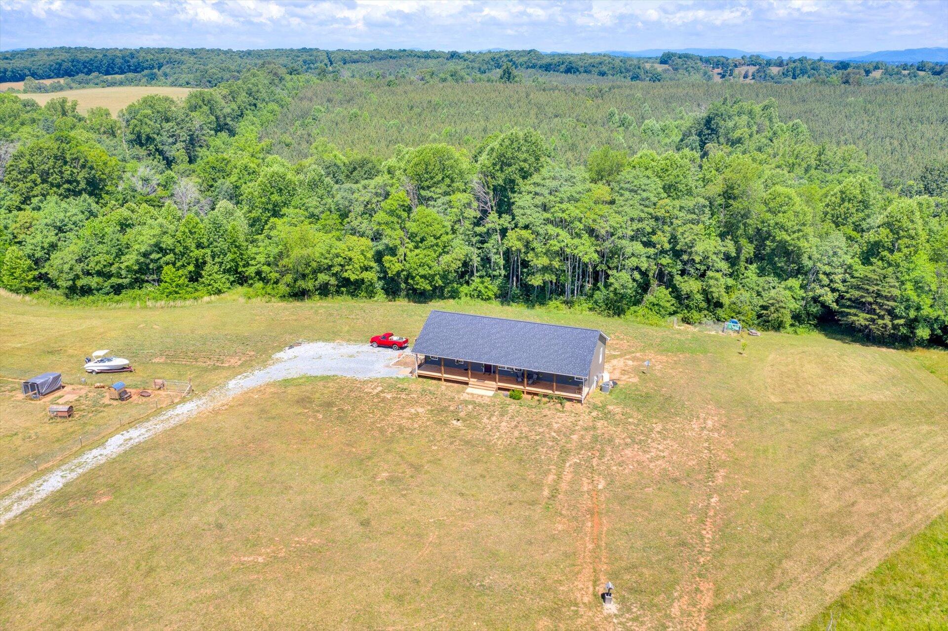 3294 Ayers Road Moneta, VA 24121 - Photo 29 of 41 a view of outdoor space and mountain view
