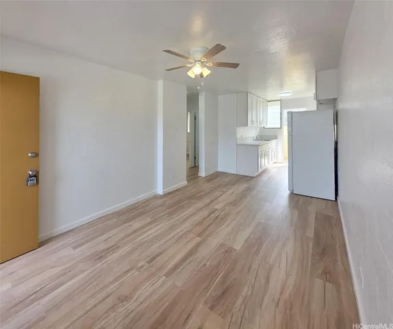 $2,000 | 1742 Young Street, Unit 203, Honolulu, HI 96826