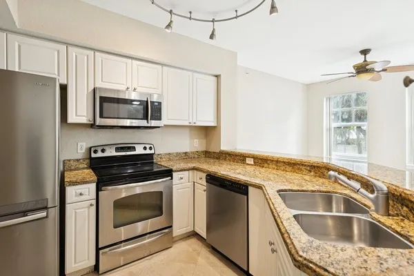 $340,000 | 6384 West Sample Road, Unit 6384, Coral Springs, FL 33067