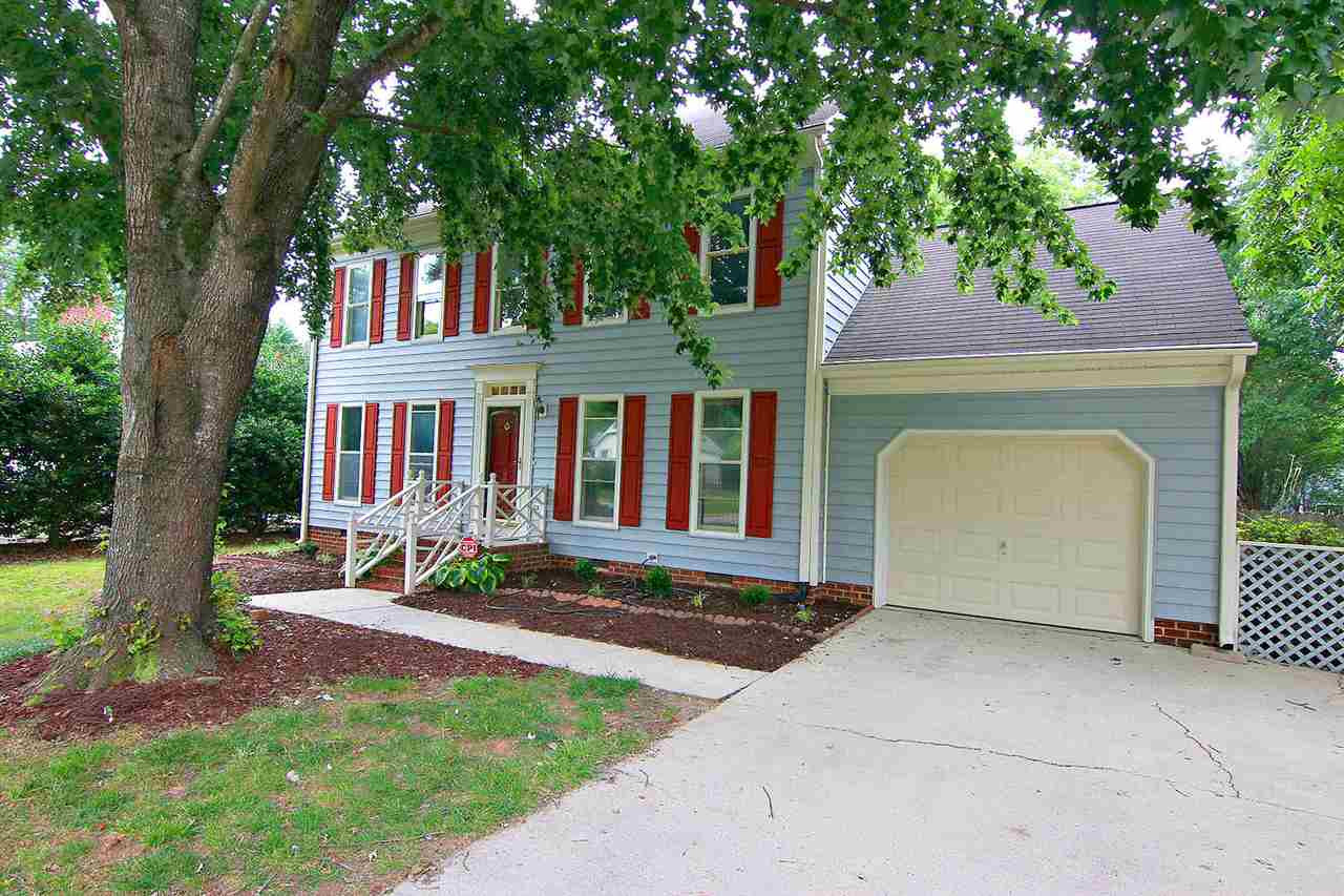 6117 Iris Drive Raleigh, NC 27612 - Photo 2 of 25 Front Exterior