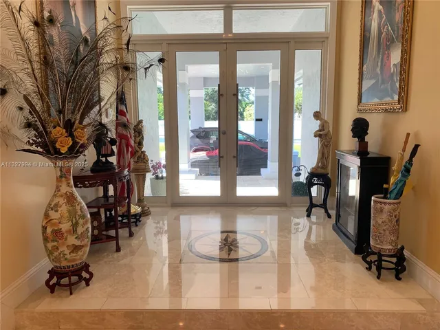 $3,399,000 | 7625 Southwest 75th Avenue, Miami, FL 33143