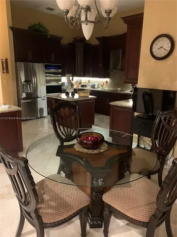 $3,399,000 | 7625 Southwest 75th Avenue, Miami, FL 33143