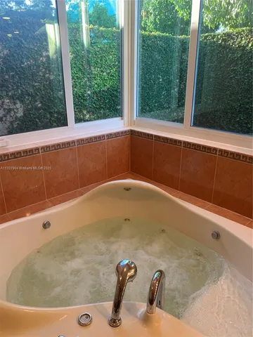 $3,399,000 | 7625 Southwest 75th Avenue, Miami, FL 33143