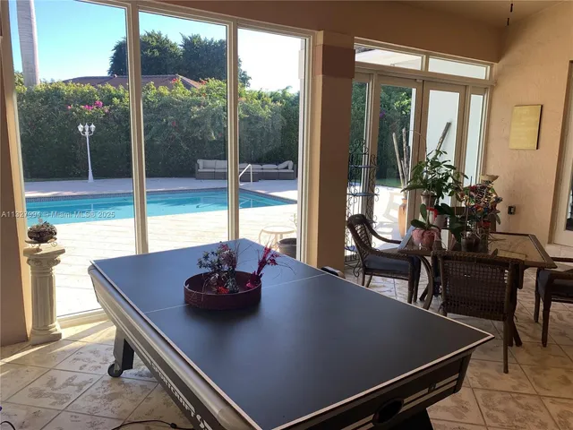 $3,399,000 | 7625 Southwest 75th Avenue, Miami, FL 33143