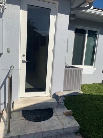 $3,399,000 | 7625 Southwest 75th Avenue, Miami, FL 33143