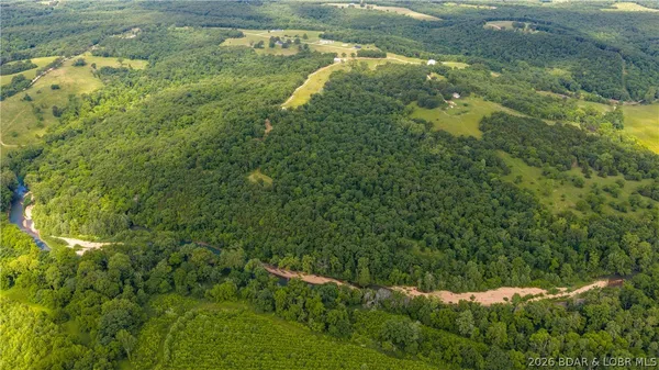 $395,000 | 548 Weber Farm Road, Montreal, MO 65591