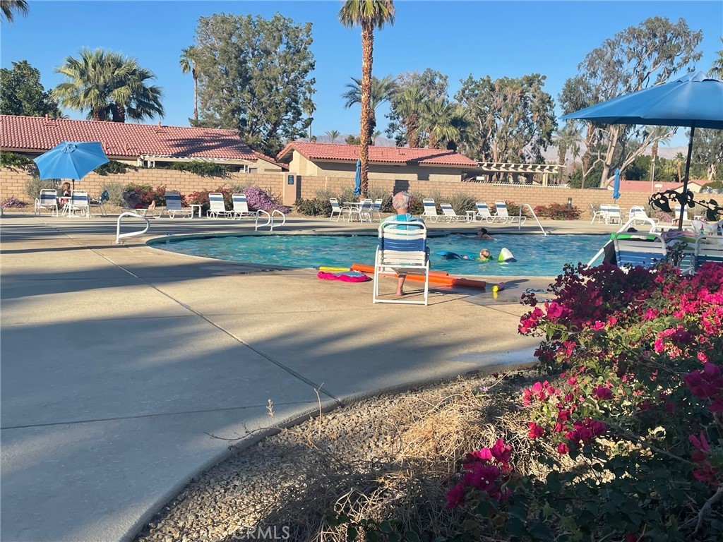 82551 Grant Drive Indio, CA 92201 - Photo 29 of 45 Main Community Pool at Lifestyle Center