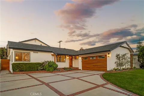 $1,995,000 | 8844 Villanova Avenue, Los Angeles, CA 90045