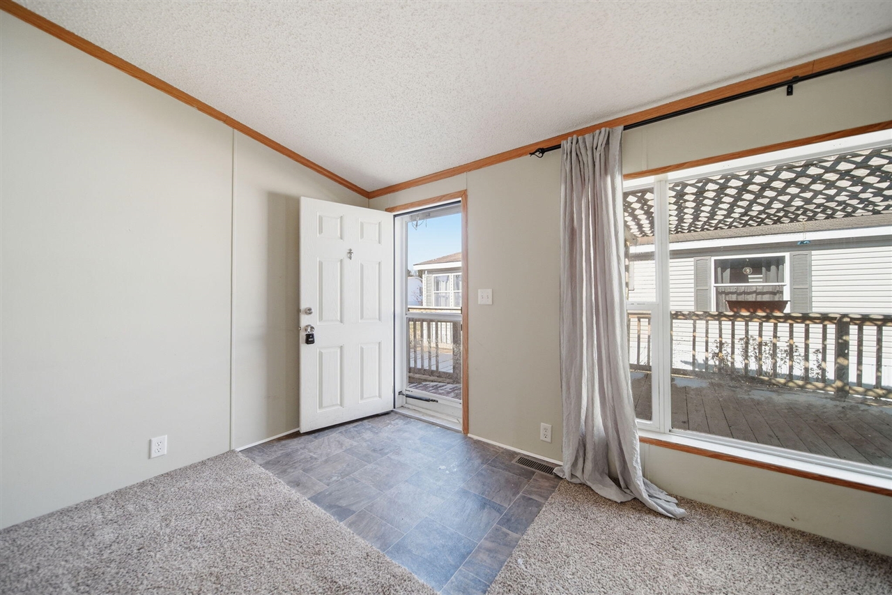 2835 South Wagner Road, Unit 177 Ann Arbor, MI 48103 - Photo 5 of 35