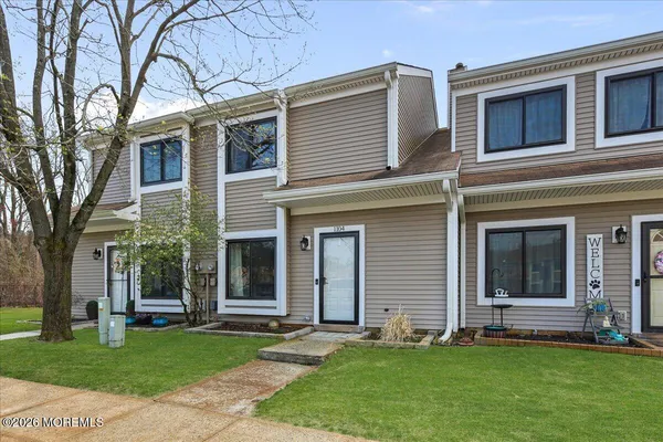 $364,999 | 1104 Sandra Place, Unit 1104, Brick, NJ 08724