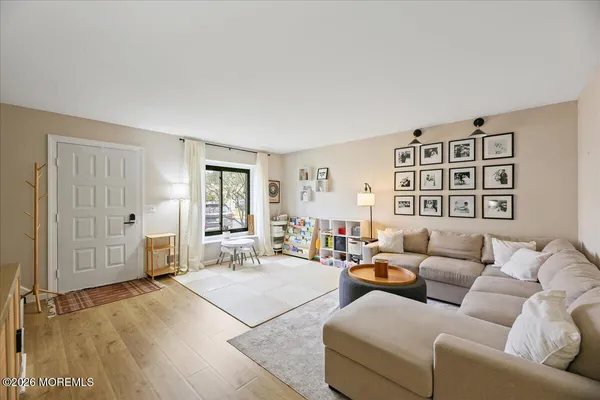 $364,999 | 1104 Sandra Place, Unit 1104, Brick, NJ 08724