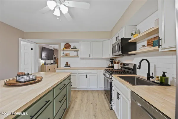 $364,999 | 1104 Sandra Place, Unit 1104, Brick, NJ 08724
