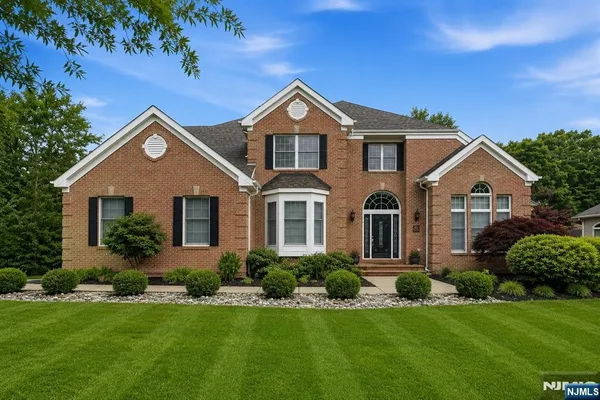 $1,150,000 | 1232 Steeplechase Court, Toms River, NJ 08755