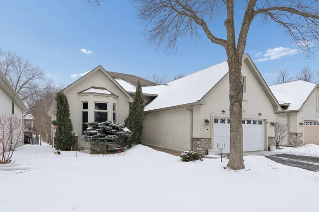 $699,900 | 15653 73rd Circle North, Maple Grove, MN 55311