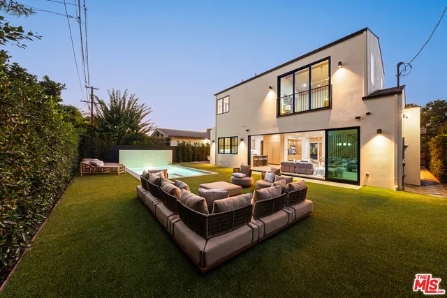 a view of a two couches in the patio