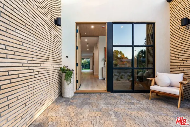 $5,375,000 | 11500 Kingsland Street, Los Angeles, CA 90066