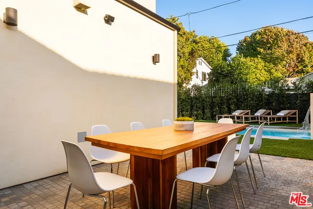 $5,375,000 | 11500 Kingsland Street, Los Angeles, CA 90066