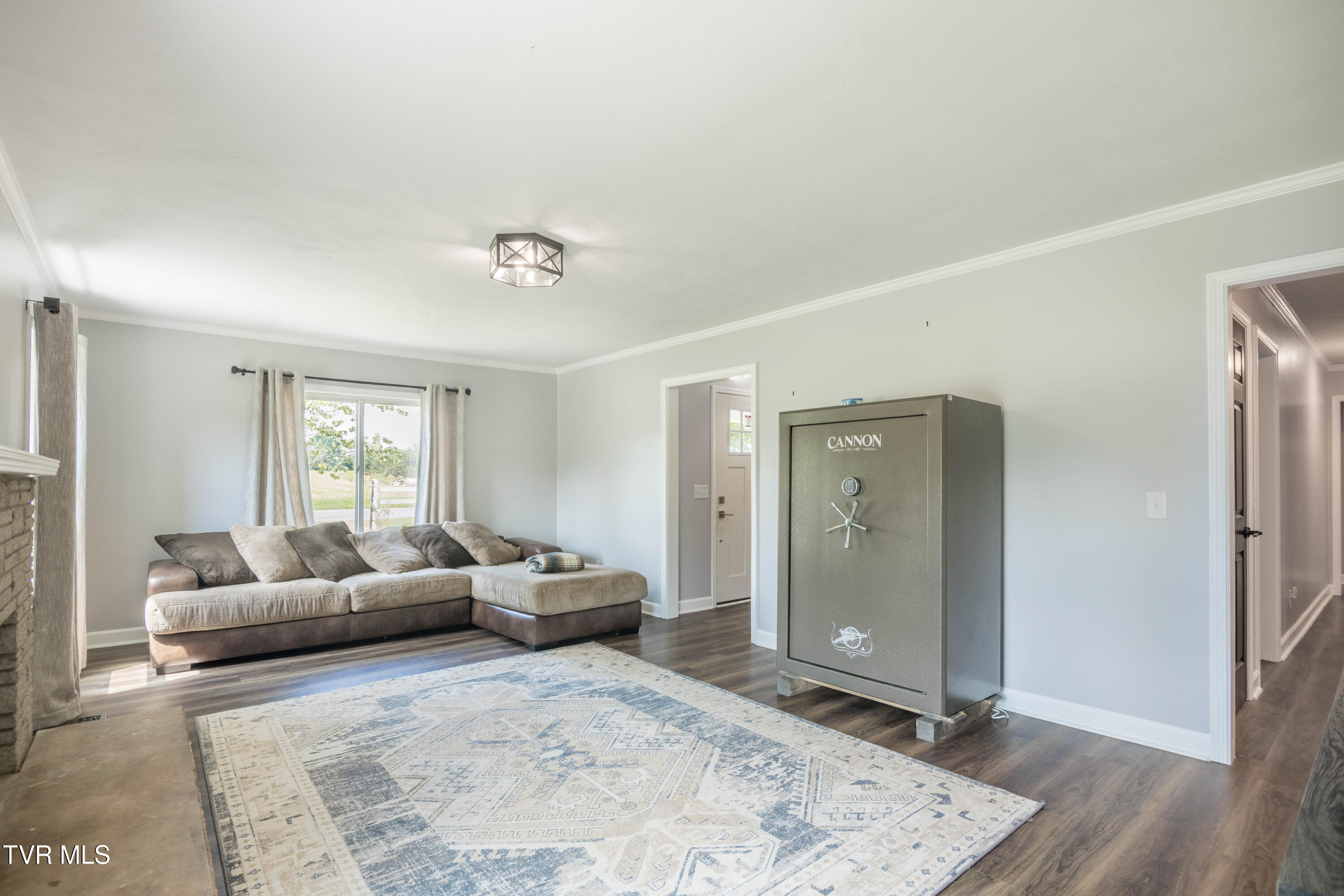 166 Cassi Road Chuckey, TN 37641 - Photo 5 of 38 087A5445-HDR