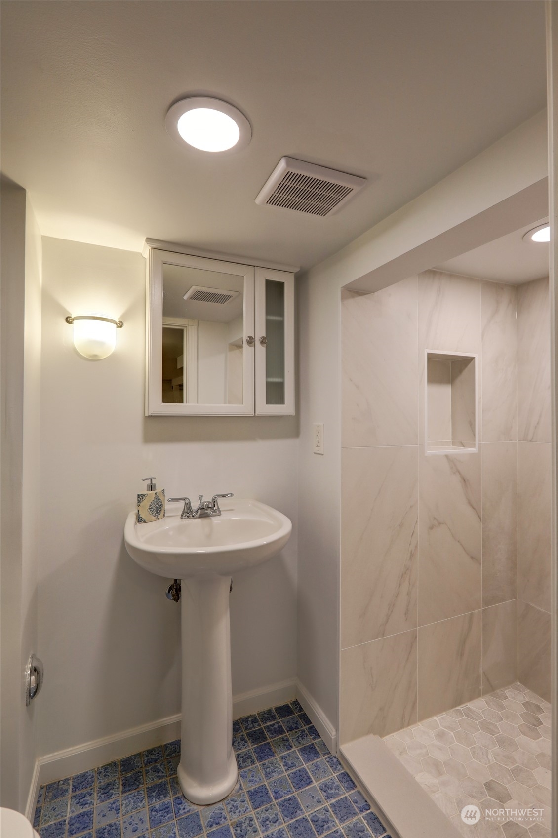 526 North 65th Street Seattle, WA 98103 - Photo 21 of 28 Gallery Image 21