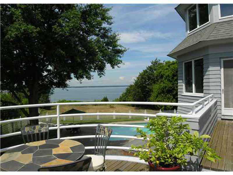 1151 North Main Road Jamestown, RI 02835 - Photo 19 of 24 View.