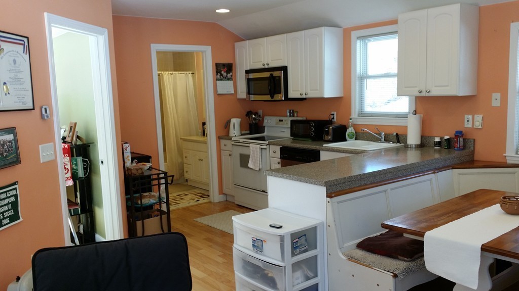 65 Old Worcester Road Webster, MA 01570 - Photo 4 of 7 Gallery Image 4