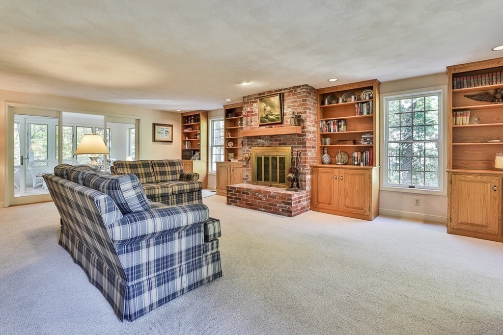14 Townsend Farm Road Boxford, MA 01921 - Photo 13 of 36