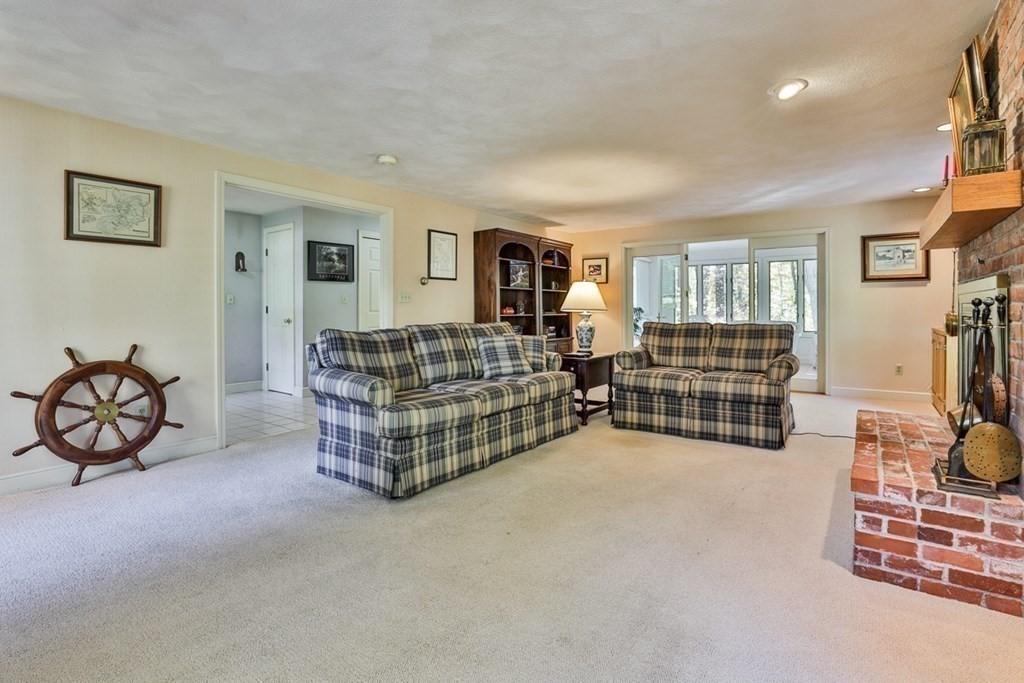 14 Townsend Farm Road Boxford, MA 01921 - Photo 15 of 36