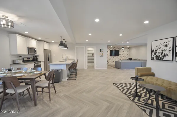 $7,995 | 7532 East Hazelwood Street, Scottsdale, AZ 85251