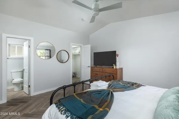 $7,995 | 7532 East Hazelwood Street, Scottsdale, AZ 85251