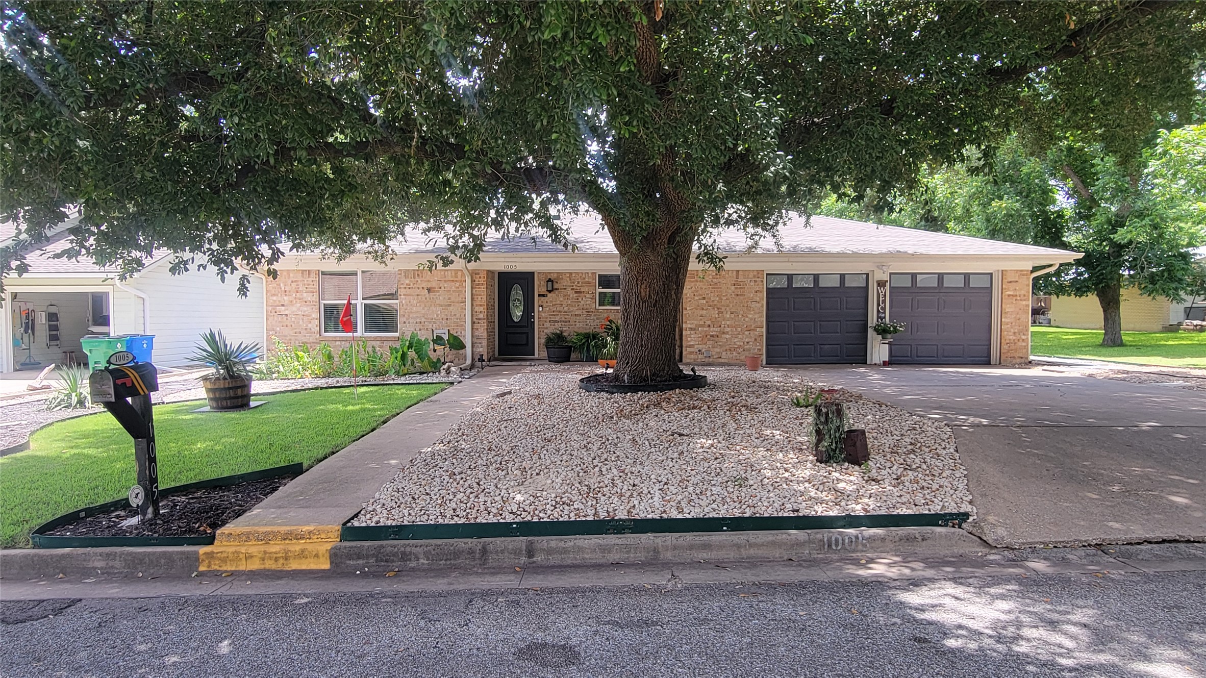1005 George Street Taylor, TX 76574 - Photo 23 of 28