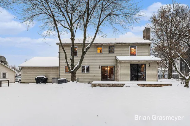 $645,000 | 2826 Alger Street Southeast, Grand Rapids, MI 49546