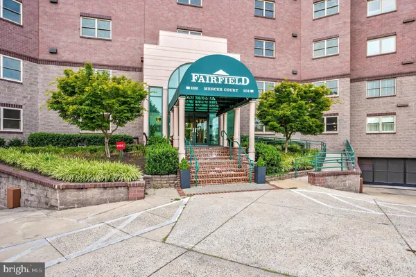 $299,900 | 104 Mercer Court, Unit 131B, Frederick, MD 21701