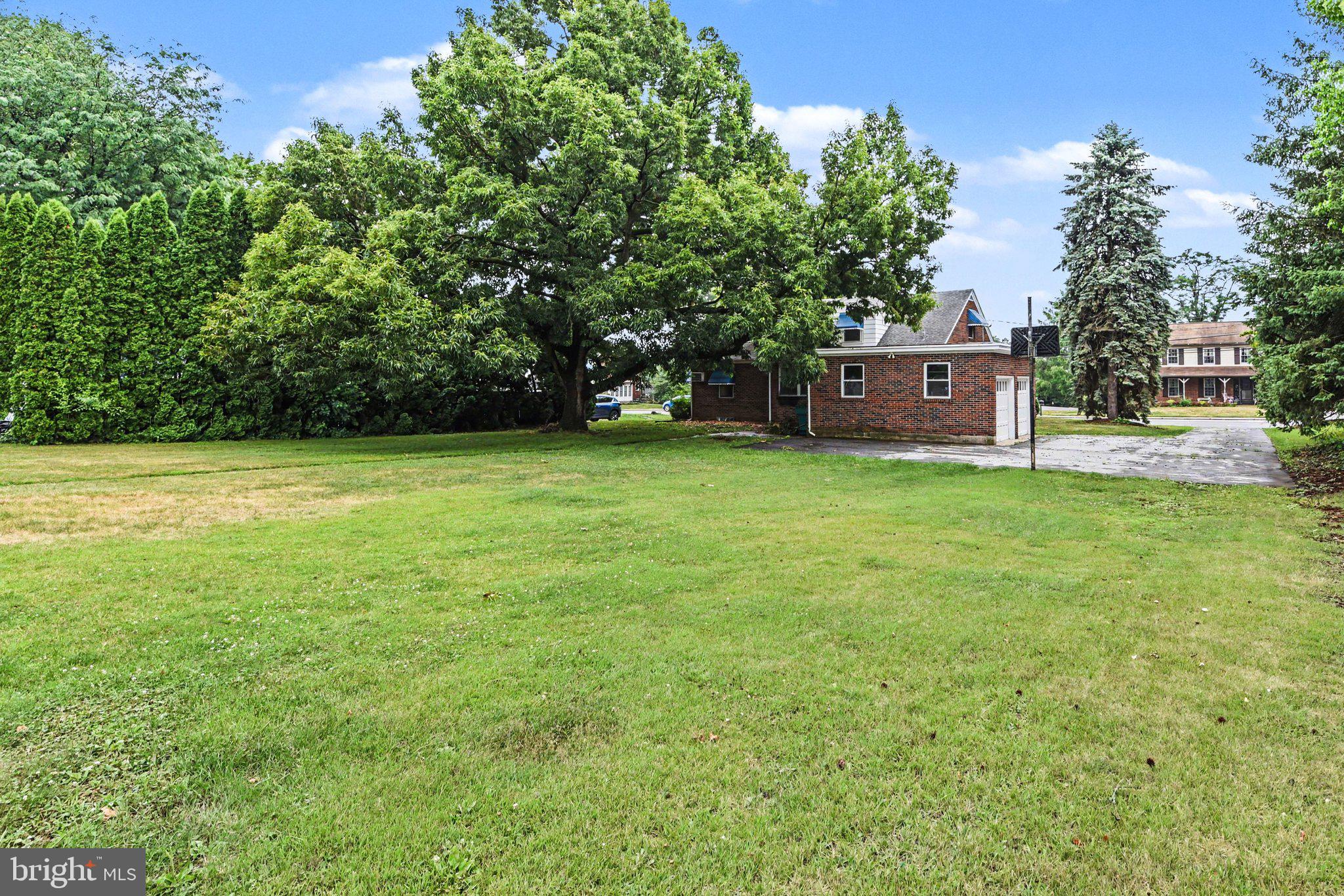 125 West Governor Road Hershey, PA 17033 - Photo 23 of 28