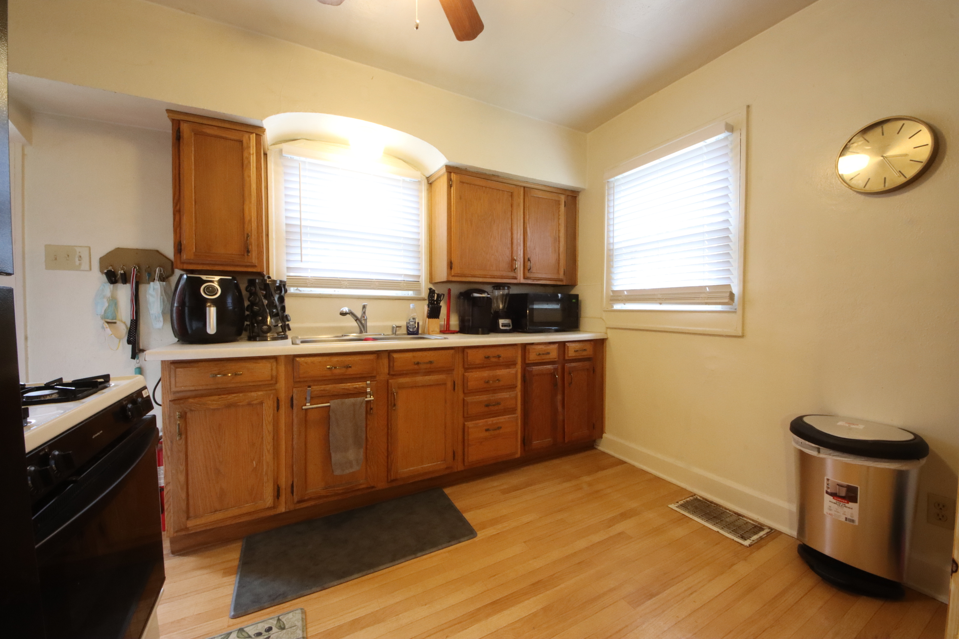5535 Mooresville Road Indianapolis, IN 46221 - Photo 5 of 16 Gallery Image 5